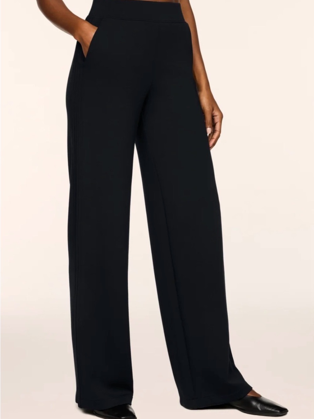 UEC SPANX BLACK SLIMMING Pintuck Pull on Point Flare Pants SZ M - Picture 2 of 15
